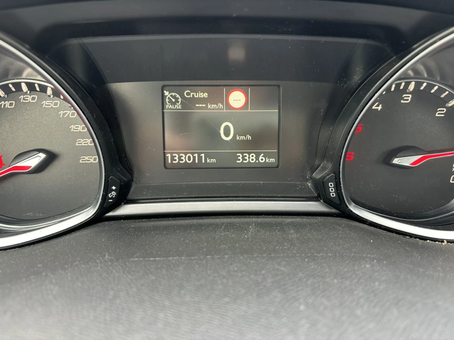 Peugeot 308 1.5 , EURO 6, Нов Внос France - автомобили, коли, обяви за нови и употребявани 13