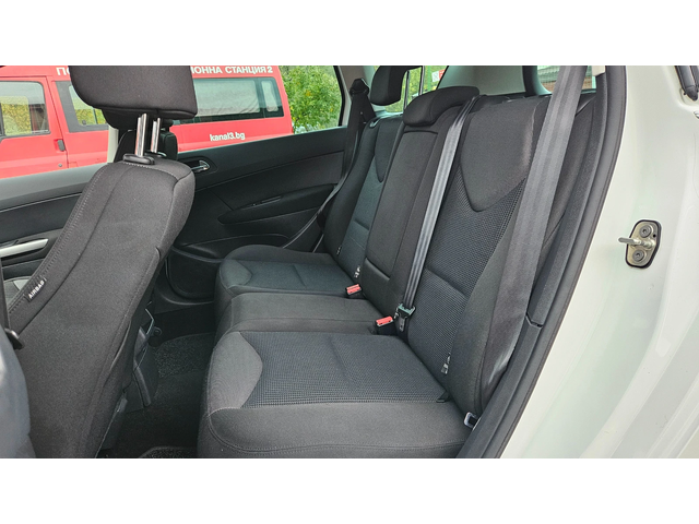 Peugeot 308 1.6 Hdi Klimatik/Facelift - автомобили, коли, обяви за нови и употребявани 12