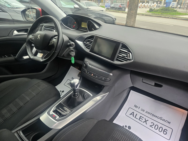 Peugeot 308 - автомобили, коли, обяви за нови и употребявани 7