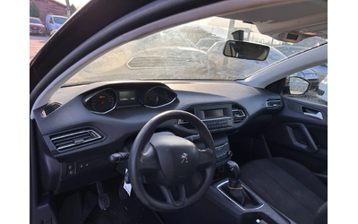 Peugeot 308 1.2i EURO 6 - автомобили, коли, обяви за нови и употребявани 9