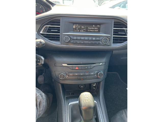 Peugeot 308 1.6HDI EURO 6 - автомобили, коли, обяви за нови и употребявани 10