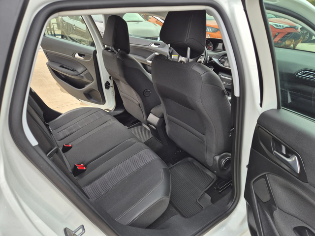 Peugeot 308 ALLURE 1.5 HDi А/Т 130кс - автомобили, коли, обяви за нови и употребявани 9