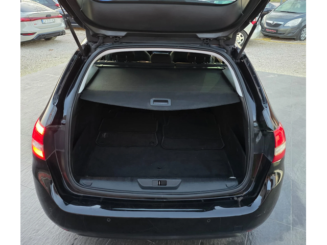Peugeot 308 SW 1.6 HDI Euro5 Bussines - автомобили, коли, обяви за нови и употребявани 5