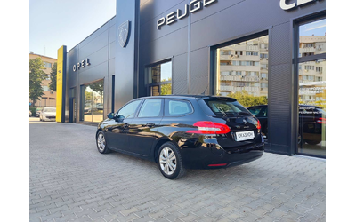 peugeot-308-4-vr-kombi-131k-s-benzin - 5