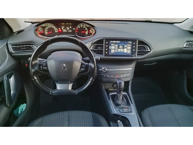 Peugeot 308 4-вр. Комби 131к.с. Бензин - автомобили, коли, обяви за нови и употребявани 8