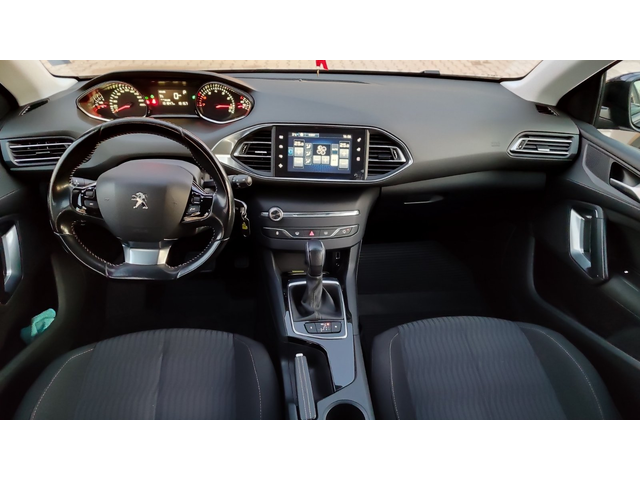Peugeot 308 4-вр. Комби 131к.с. Бензин - автомобили, коли, обяви за нови и употребявани 9