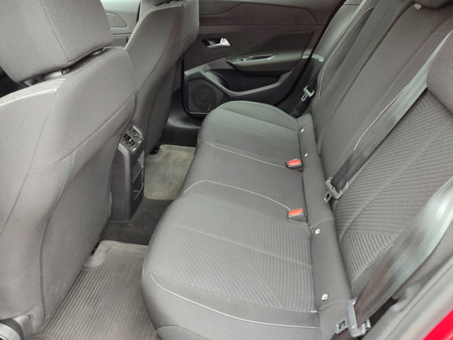 Peugeot 308 4-вр. Комби 131к.с. Дизел - автомобили, коли, обяви за нови и употребявани 11
