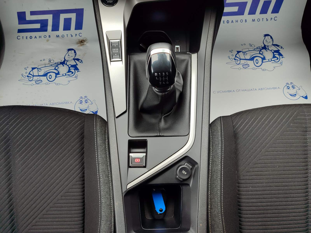Peugeot 308 4-вр. Комби 131к.с. Дизел - автомобили, коли, обяви за нови и употребявани 12