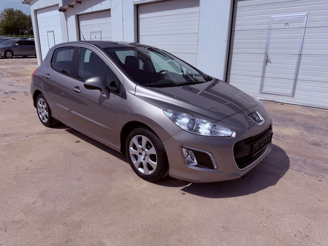 Peugeot 308 1.6hdi * 150000km* NOVA* - автомобили, коли, обяви за нови и употребявани 11