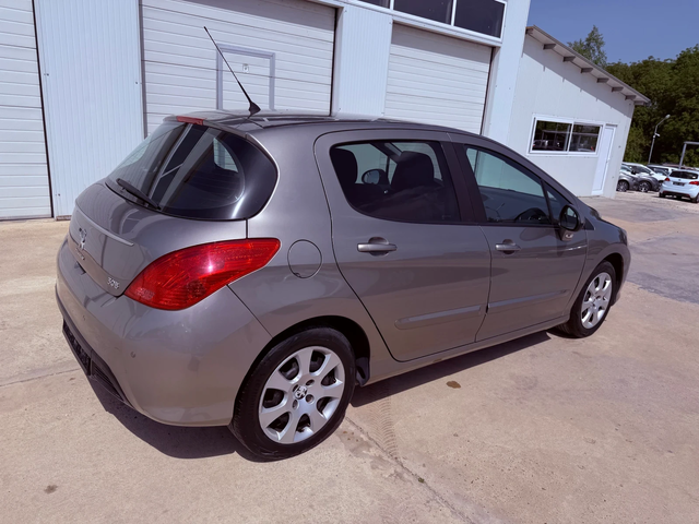 Peugeot 308 1.6hdi * 150000km* NOVA* - автомобили, коли, обяви за нови и употребявани 13