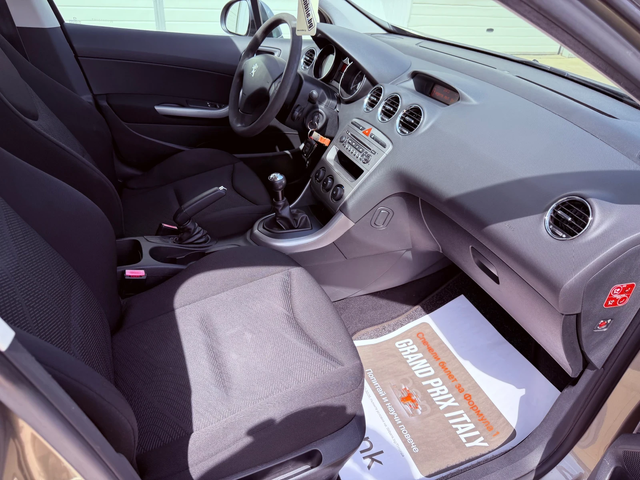 Peugeot 308 1.6hdi * 150000km* NOVA* - автомобили, коли, обяви за нови и употребявани 15