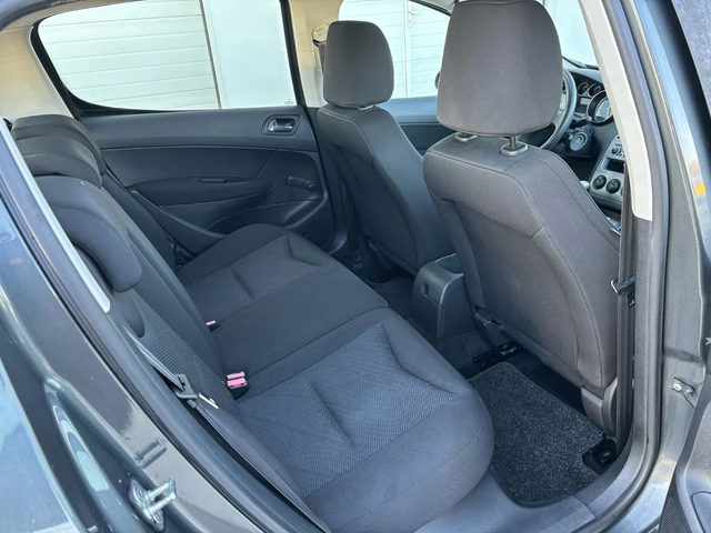 Peugeot 308 1.6hdi 92k.c* 150000km* NOVA* - автомобили, коли, обяви за нови и употребявани 15