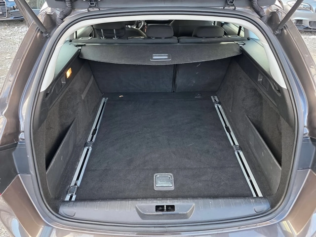Peugeot 308 1.6HDI 120K.C. / НАВИГАЦИЯ / КЛИМАТРОНИК / - автомобили, коли, обяви за нови и употребявани 11