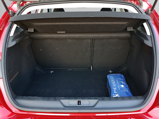 Peugeot 308 ACTIVE 1.5 BlueHDi 130 EAT8 EURO 6 - автомобили, коли, обяви за нови и употребявани 8
