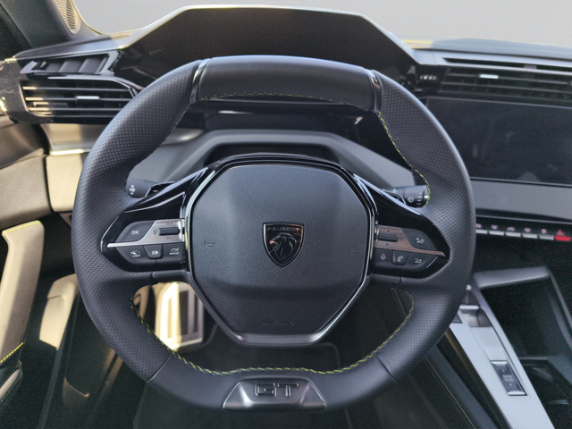 Peugeot 308 GT 1,6 Plug-in HYBRID 2WD 225 e-EAT8 EURO 6.4 - автомобили, коли, обяви за нови и употребявани 9