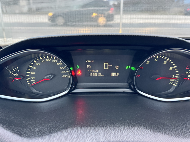 Peugeot 308 ЛИЗИНГ - автомобили, коли, обяви за нови и употребявани 10