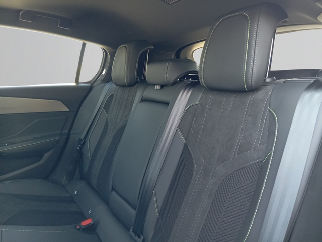 Peugeot 308 MCA GT EXCLUSIVE 1,2 145 HYBRID 48V e-DCS6 EURO 6.4 - автомобили, коли, обяви за нови и употребявани 9