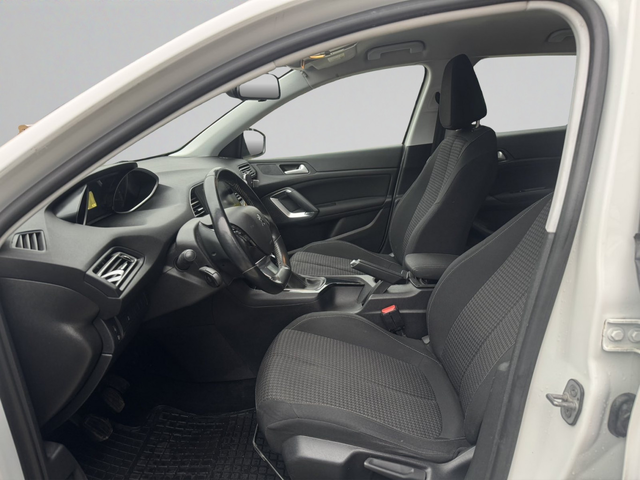 Peugeot 308 NEW ACTIVE 1.5 e-HDI 102 BVM6 EURO 6.2 - автомобили, коли, обяви за нови и употребявани 10