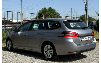 peugeot-308-sw-active-1-2-110hp - 4