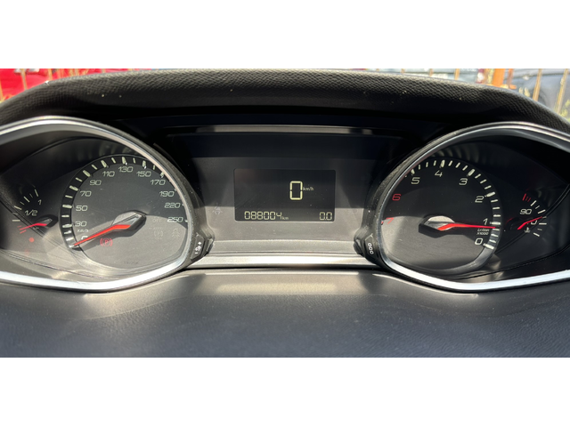 Peugeot 308 SW ACTIVE 1.2 110hp - автомобили, коли, обяви за нови и употребявани 9