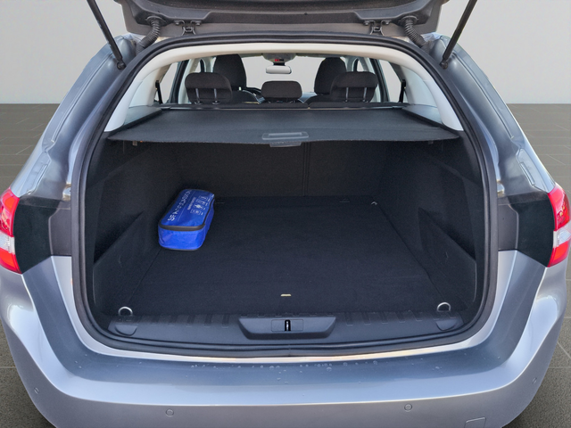 Peugeot 308 SW New Line UP ACTIVE PACK 1,5 BlueHDi 130 EAT8 - автомобили, коли, обяви за нови и употребявани 13