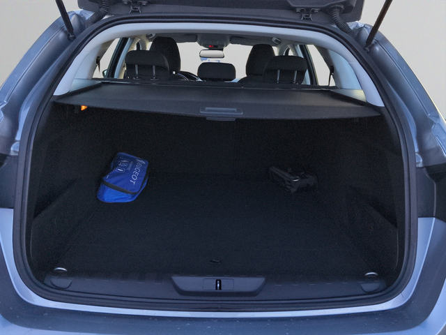 Peugeot 308 SW New Line UP ACTIVE PACK 1,5 BlueHDi 130 EAT8 - автомобили, коли, обяви за нови и употребявани 1