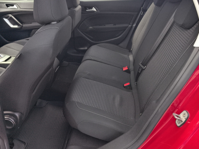 Peugeot 308 SW New Line UP ACTIVE PACK 1,5 BlueHDi 130 EAT8 - автомобили, коли, обяви за нови и употребявани 11