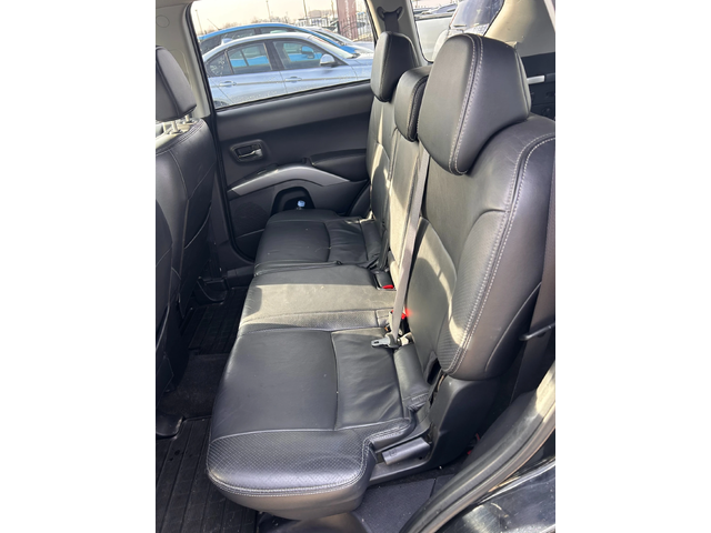 Peugeot 4007 2.2HDI 4WD NAVI/KOJA 6+ 1 EURO 4 - автомобили, коли, обяви за нови и употребявани 9