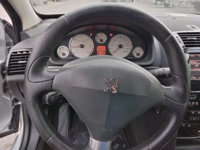Peugeot 407 2,0HDI SW NAVI - автомобили, коли, обяви за нови и употребявани 8