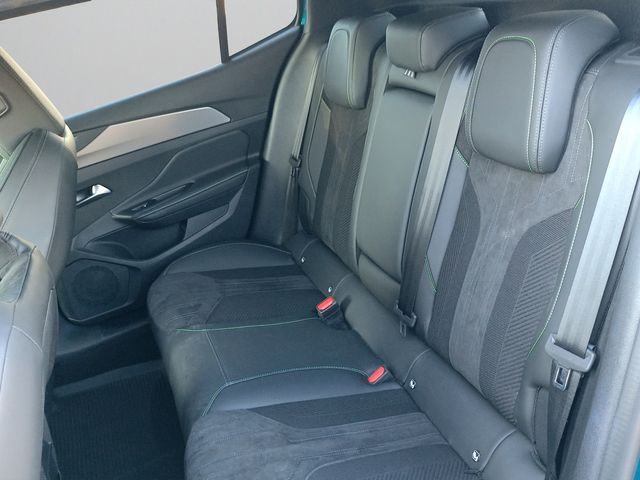 Peugeot 408 GT 1,2 PureTech 130 EAT8 EURO 6.4 - автомобили, коли, обяви за нови и употребявани 10