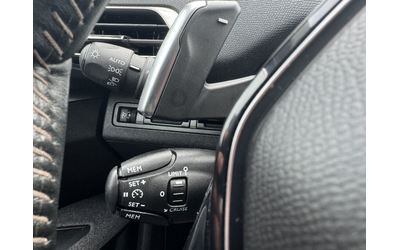 Peugeot 5008 1.5 / 6+ 1 места / Автомат / ЛИЗИНГ - автомобили, коли, обяви за нови и употребявани 14
