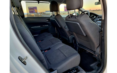 Peugeot 5008 1.6 HDI 115ks.EVRO 5B - автомобили, коли, обяви за нови и употребявани 16