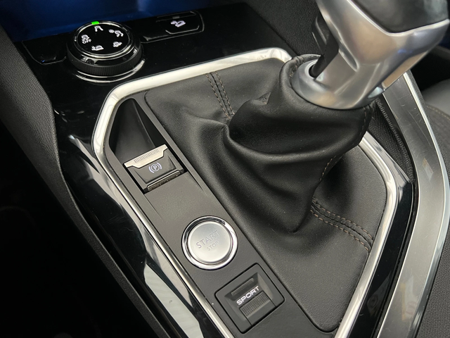 Peugeot  5008 2.0HDI GT LINES S&S 7 местен LED - автомобили, коли, обяви за нови и употребявани 12
