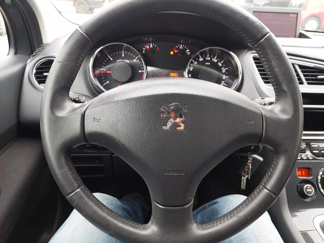 Peugeot 5008 2, 0HDI 150ps 7МЕСТА - автомобили, коли, обяви за нови и употребявани 5