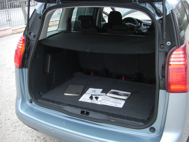 Peugeot 5008 1.6HDI 6ck.KLIMATRONIK - автомобили, коли, обяви за нови и употребявани 15