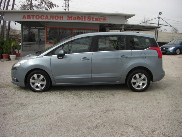 Peugeot 5008 1.6HDI 6ck.KLIMATRONIK - автомобили, коли, обяви за нови и употребявани 1