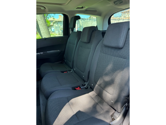 Peugeot 5008 1.6 DIESEL AUSTRIA - автомобили, коли, обяви за нови и употребявани 10