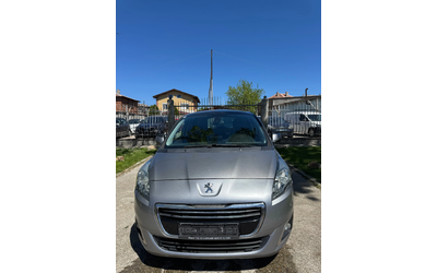 peugeot-5008 - 1