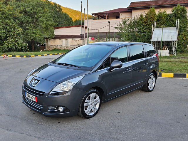 Peugeot 5008 1.6 AVTOMAT/NAVIG/PANORAMA - автомобили, коли, обяви за нови и употребявани 1