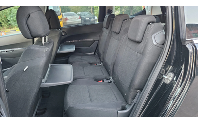 Peugeot 5008 1.6 Hdi 7mesta/Klimatron/6skorosti - автомобили, коли, обяви за нови и употребявани 13