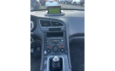 Peugeot 5008 1.6HDI 112kc PANO NAVI - автомобили, коли, обяви за нови и употребявани 11