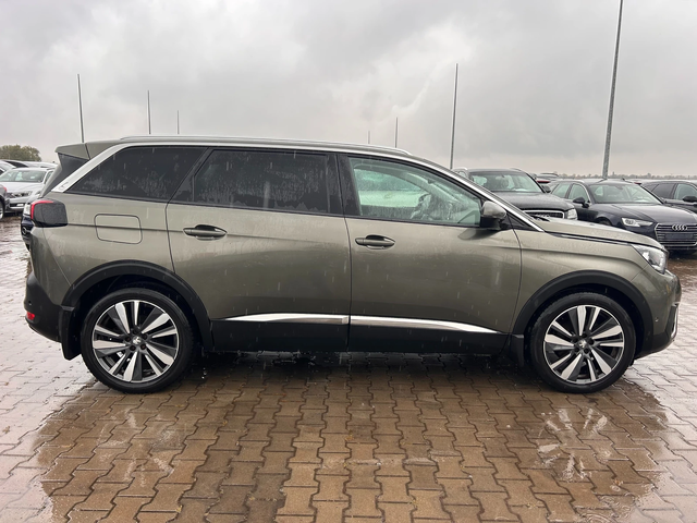 Peugeot 5008 1.6HDI 6+ 1 NAVI EURO 6 - автомобили, коли, обяви за нови и употребявани 4