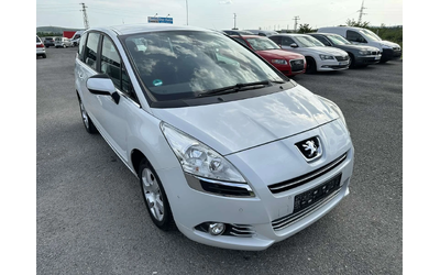 peugeot-5008 - 1