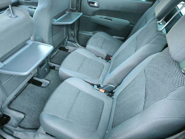 Peugeot 5008 1, 6HDi-115k.c.6ск.НАВИ* КЛИМАТРОНИК* ПАНОРАМА, ЕВ - автомобили, коли, обяви за нови и употребявани 12