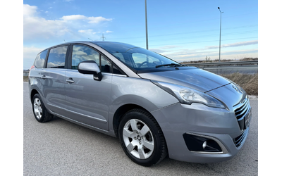 peugeot-5008 - 0