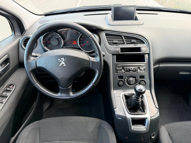 Peugeot 5008 1.6 HDI / FACELIFT / LED / 6+ 1 / NAVI / PARKTRONI - автомобили, коли, обяви за нови и употребявани 8
