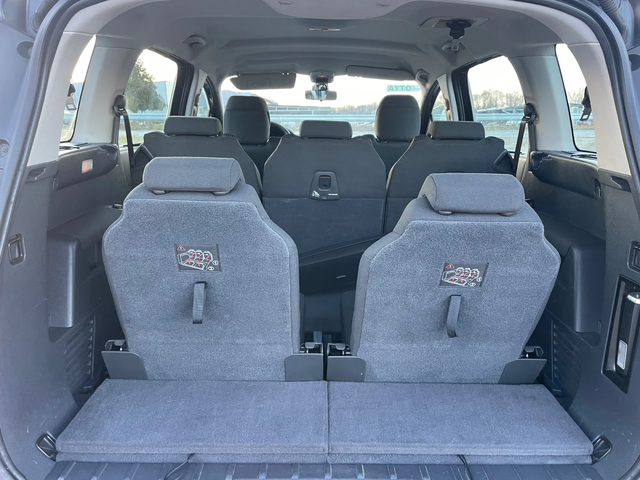 Peugeot 5008 1.6e-HDI-114-7m-ITALIA - автомобили, коли, обяви за нови и употребявани 10