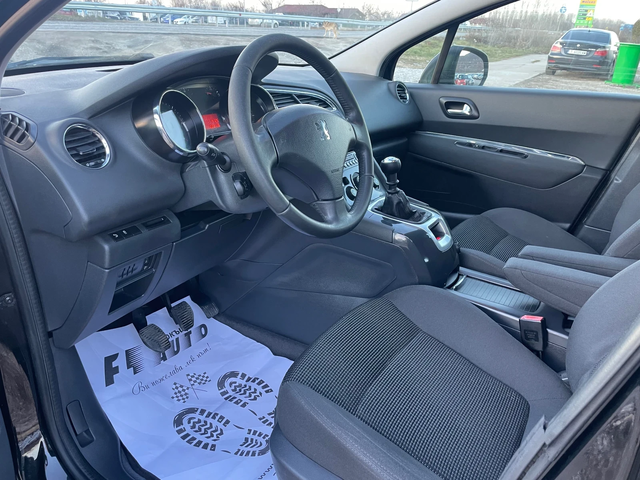 Peugeot 5008 1.6e-HDI-114-7m-ITALIA - автомобили, коли, обяви за нови и употребявани 12