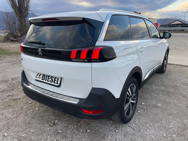 Peugeot 5008 1.6HDI-LED-KAMERA-ITALIA - автомобили, коли, обяви за нови и употребявани 7