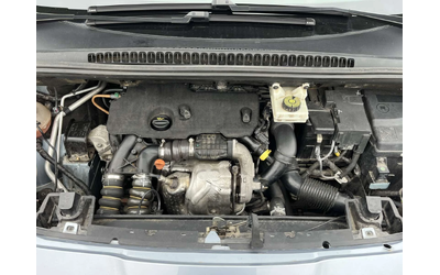 Peugeot 5008 1.6HDI 112кс EURO 5 ПЕРФЕКТНО ВНОС ИТАЛИЯ - автомобили, коли, обяви за нови и употребявани 15